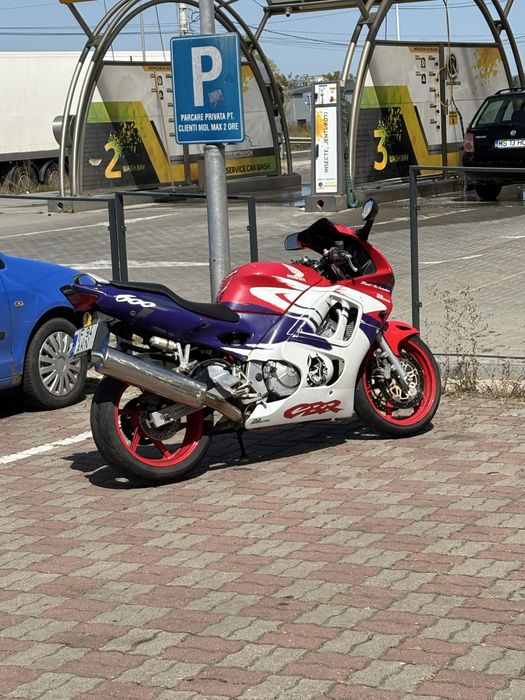 Honda cbr 600 f3