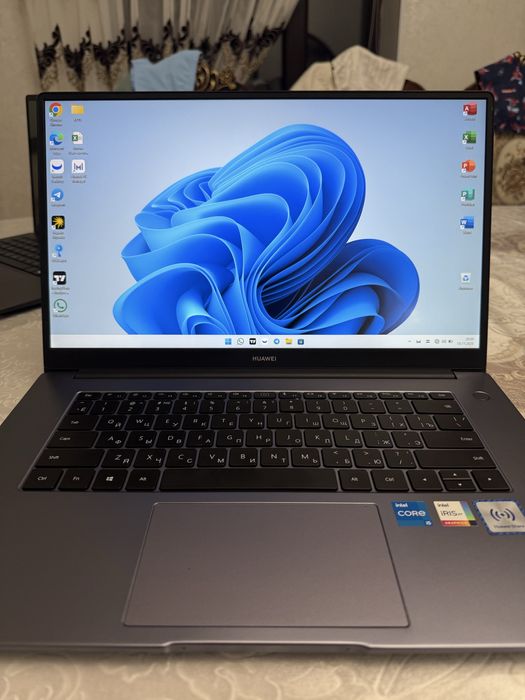 Продается ноутбук huawei
