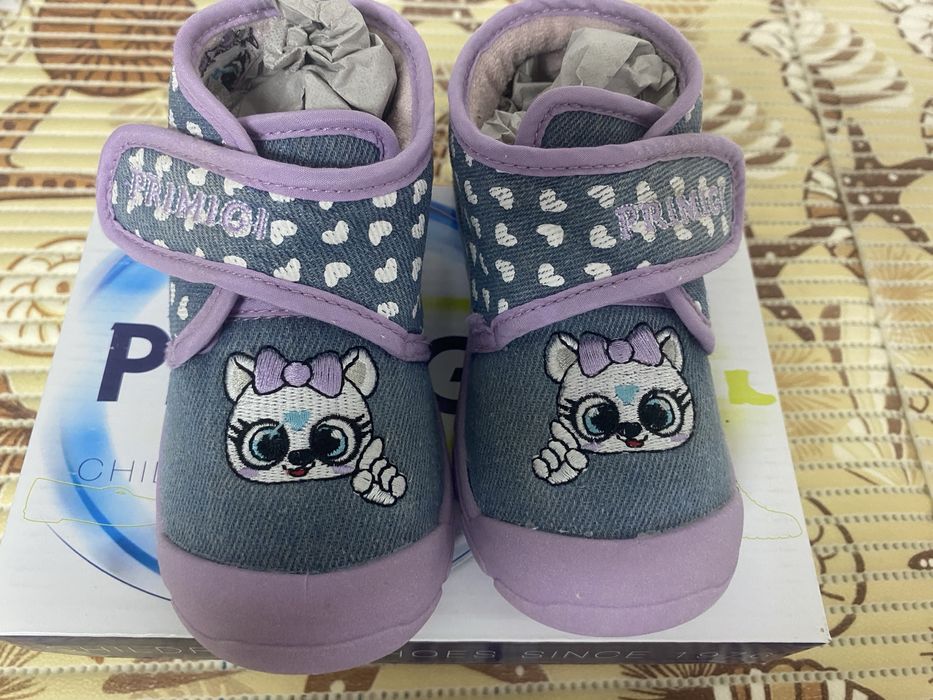 детски пантофи Primigy 25 номер