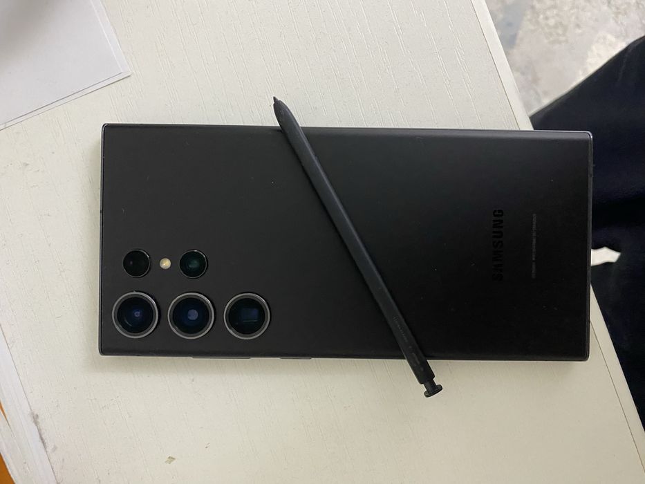 Samsung S23 Ultra 256 gb 12 гб