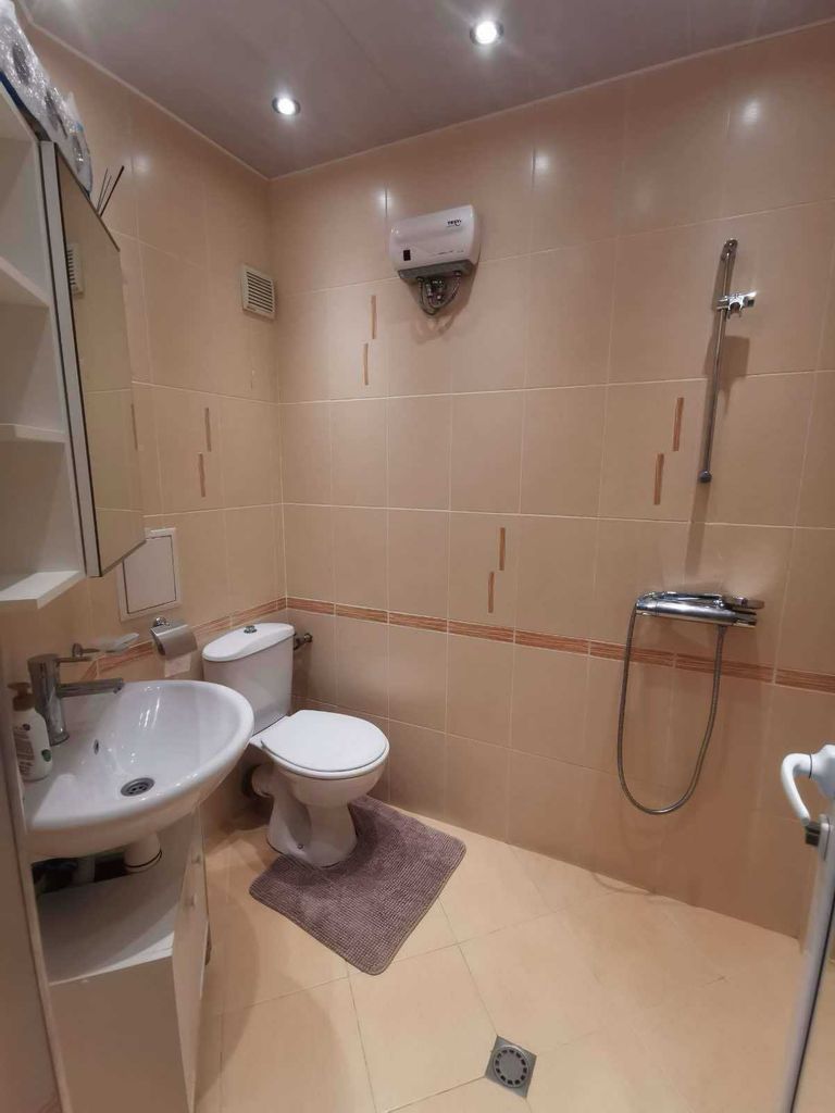 Дава се под наем Двустаен апартамент в София, Люлин 10 - 54 кв.м за 561 € - Снимка #7