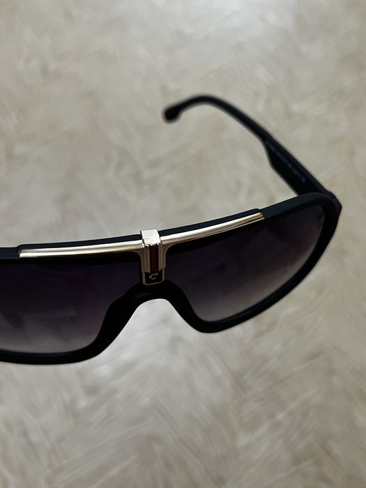 Ochelari de soare Carrera