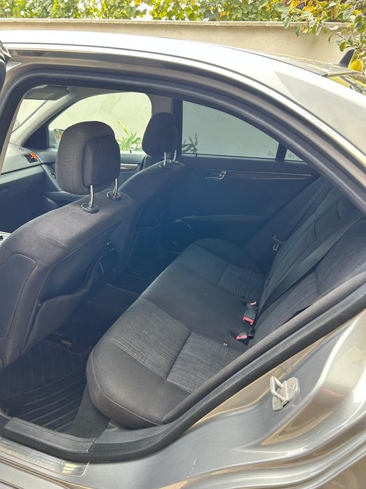 Vând Mercedes C class w204