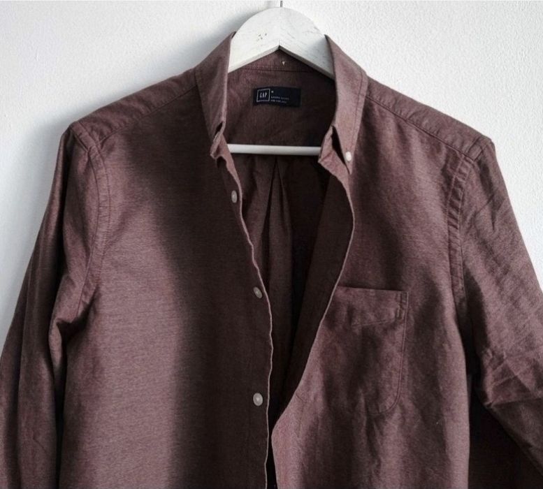 Camasa GAP (Modern Oxford] pentru barbati - M

(Fit L)