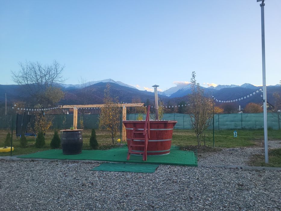 Cabana A Frame cu Ciubar la munte