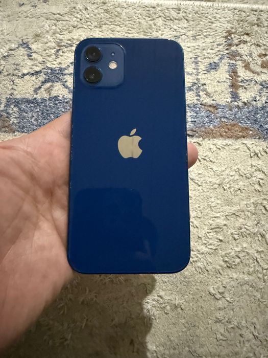 iPhone 12  Айфон 12. Отичном состояние