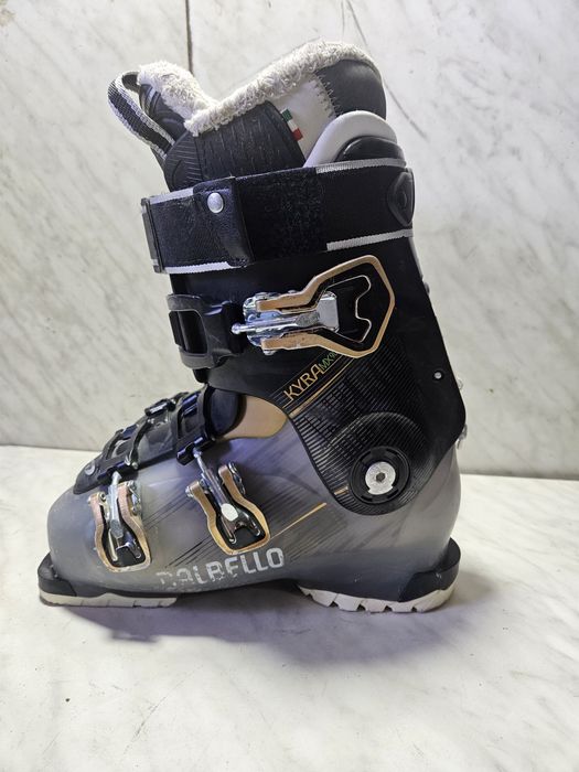 Clapari ski schi Dalbello  mondo 24,5  corespunde mărimii 37-38