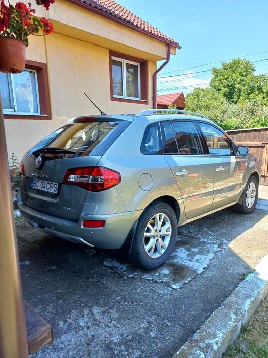 KOLEOS - 119 000 km. reali - Carte service si istoric RAR la zi