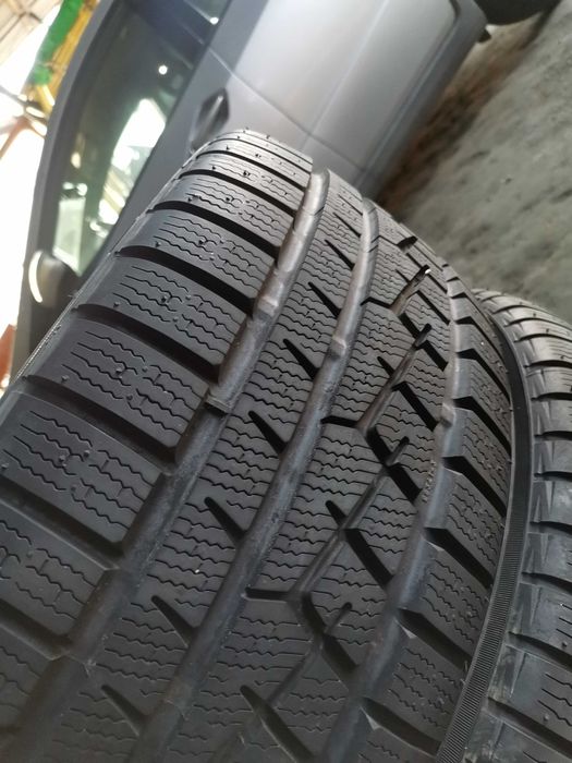 Нови Зимни Гуми YOKOHAMA  и  аломиниеви Джанти  БМВ 118  225/45/R17