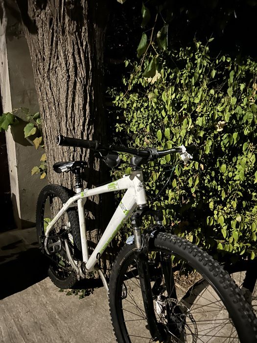 Vand cadru dirt jupmper marime M 27,5