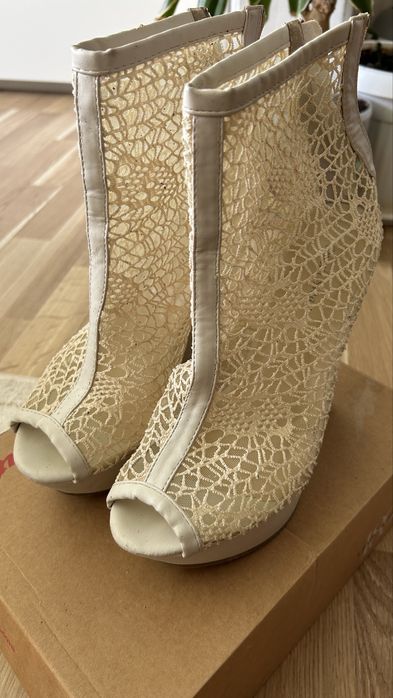 Обувки на ток дамски - 40 номер