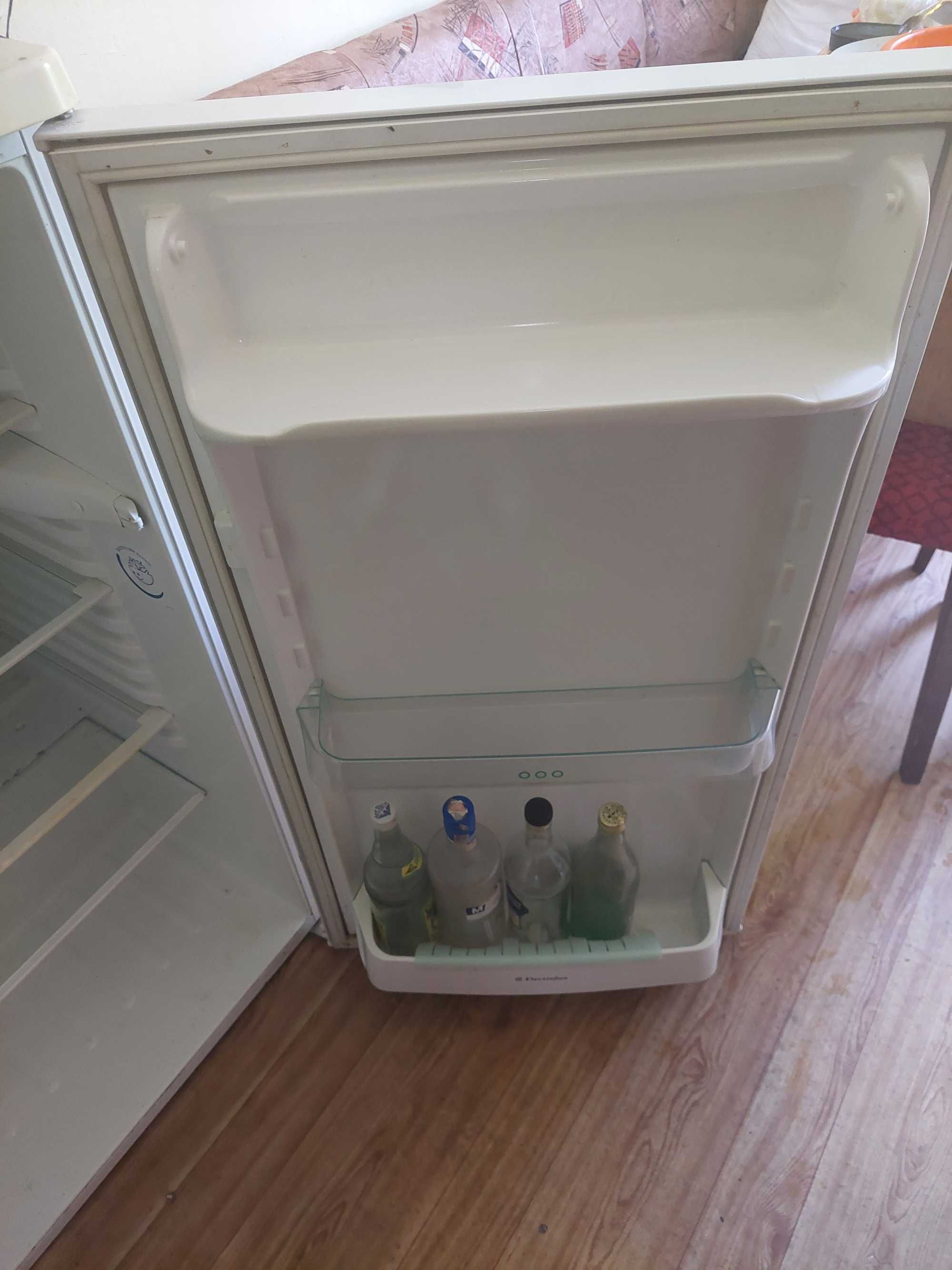 Хладилник-Electrolux-за части