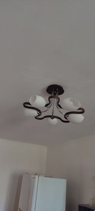 Люстра потолочная