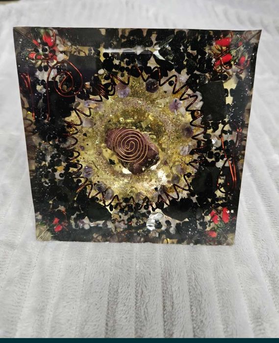Piramida 16,5x16 cm orgon handmade