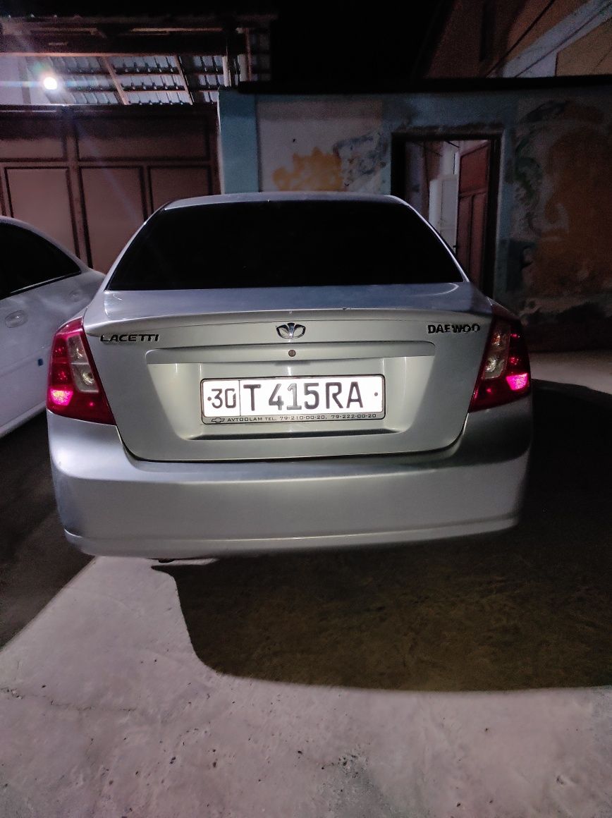 Lacetti 1.8 motor