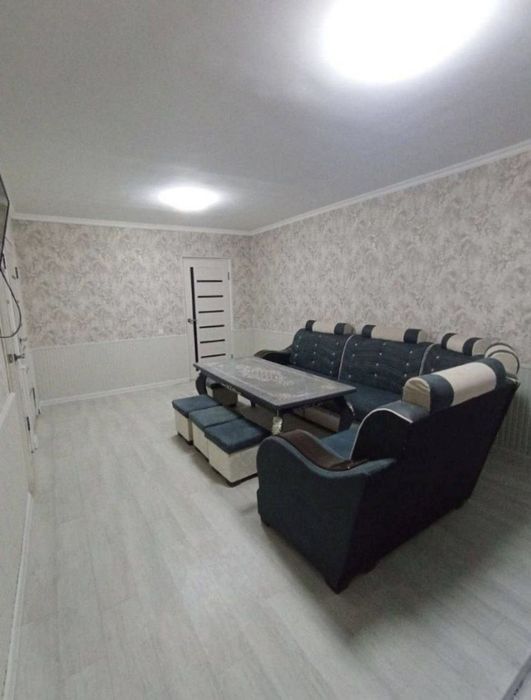 Срочно сотилади 3 хона, -1 этаж  соколний этаж  57м²