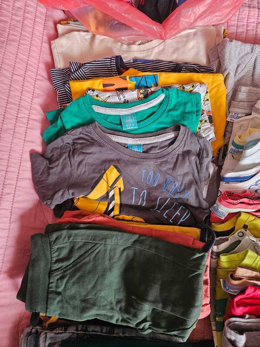 Продавам лот дрешки, 98 см