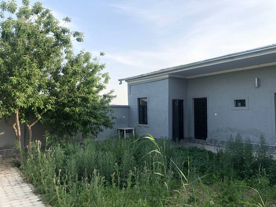 Uy sotiladi yashnobod olmos mahala