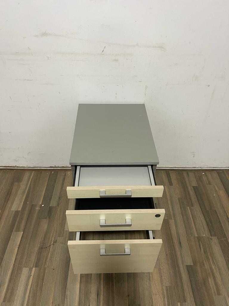 2 buc Rollbox cu 3 sertare; Noptiera pe rotile