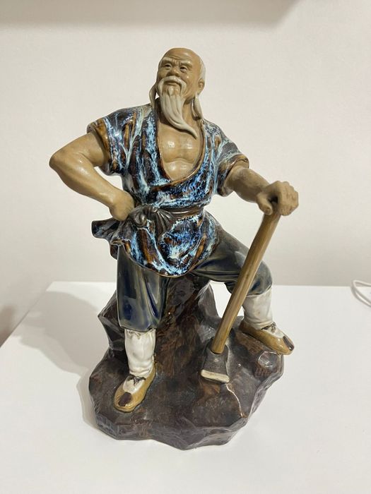 Vând două bibelouri chinezi mineri