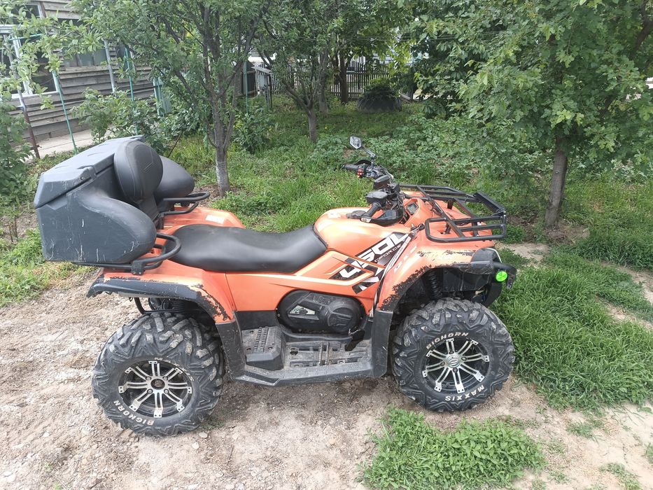 Se vinde CF MOTO 450 L