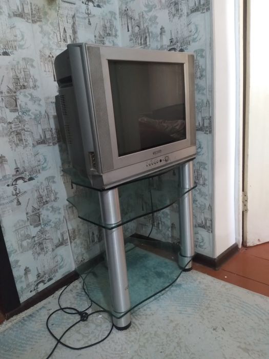 Телевизор самсунг