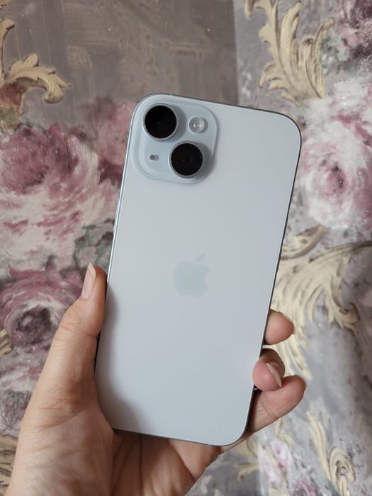 Продам айфон 15