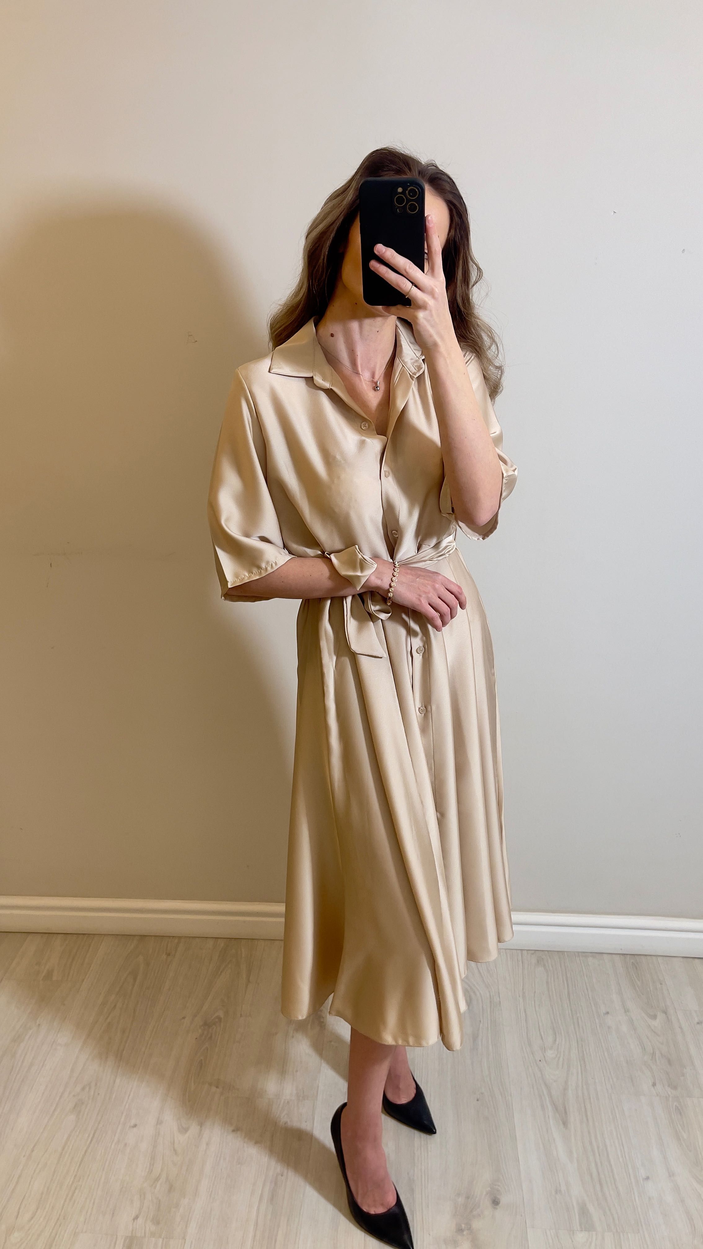 Rochie satin cu cordon – Mărime universală – Nouă, cu etichetă!