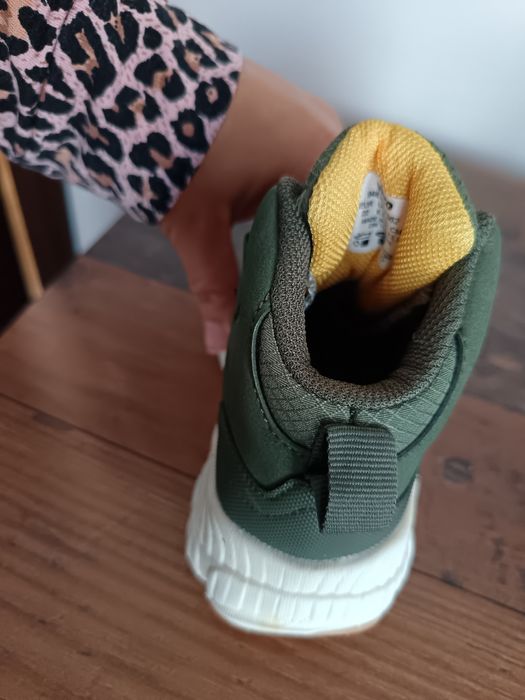 Детски зимни боти