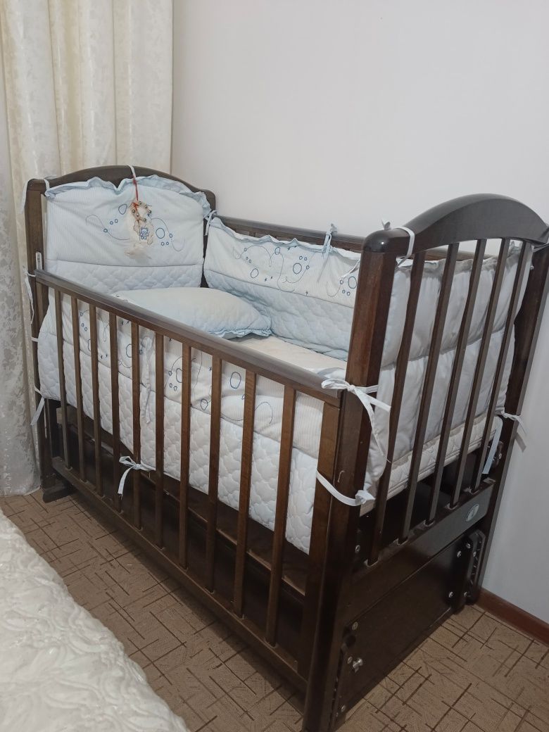 Детская кровать из материала ШПОН ДЕРЕВР