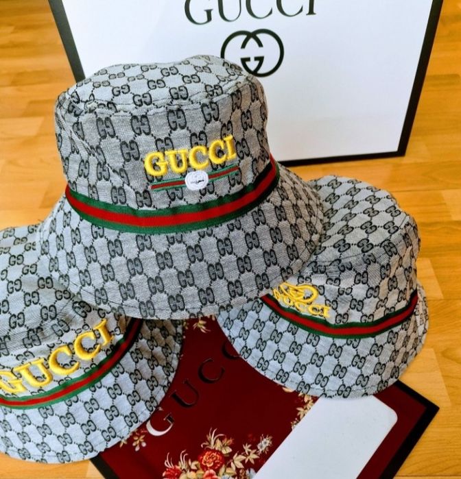 Palarii unisex logo brodat,marime universala, saculet, etichetă