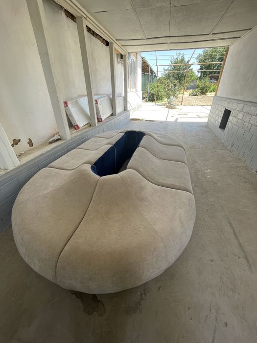 Myaxkiy divan Sapphire.