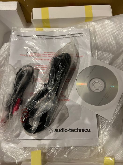 Audio Technica At Lp 1240 professional turntable