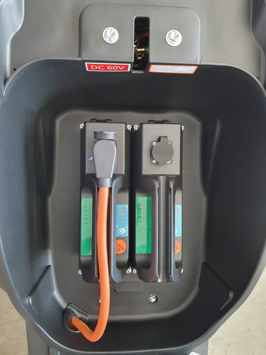 Scutere electrice Premium, 0 km autonomie pana la 240 km, Tinbot GmbH