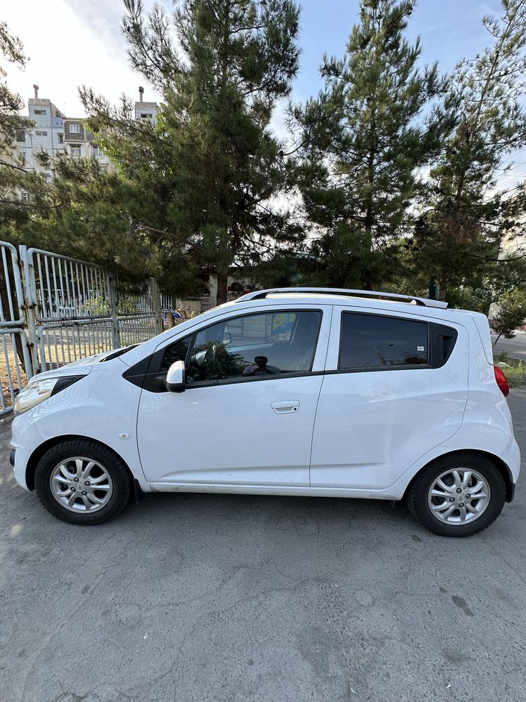 Spark 2019 A/T Белый