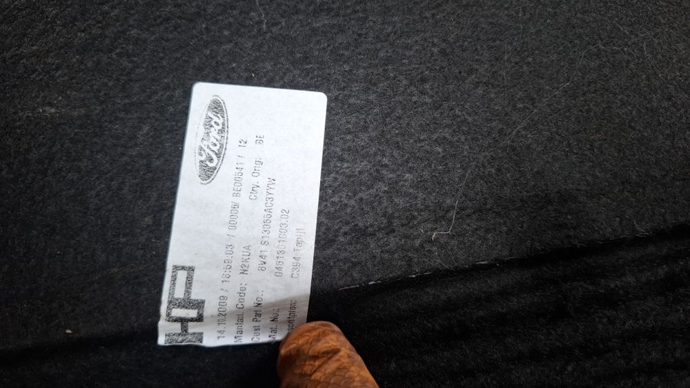 Vand mocheta Ford Kuga1