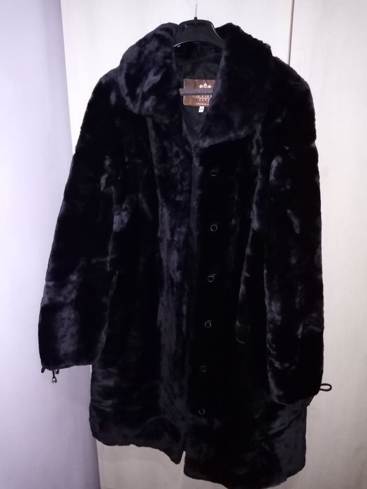 Продам шубу срочно