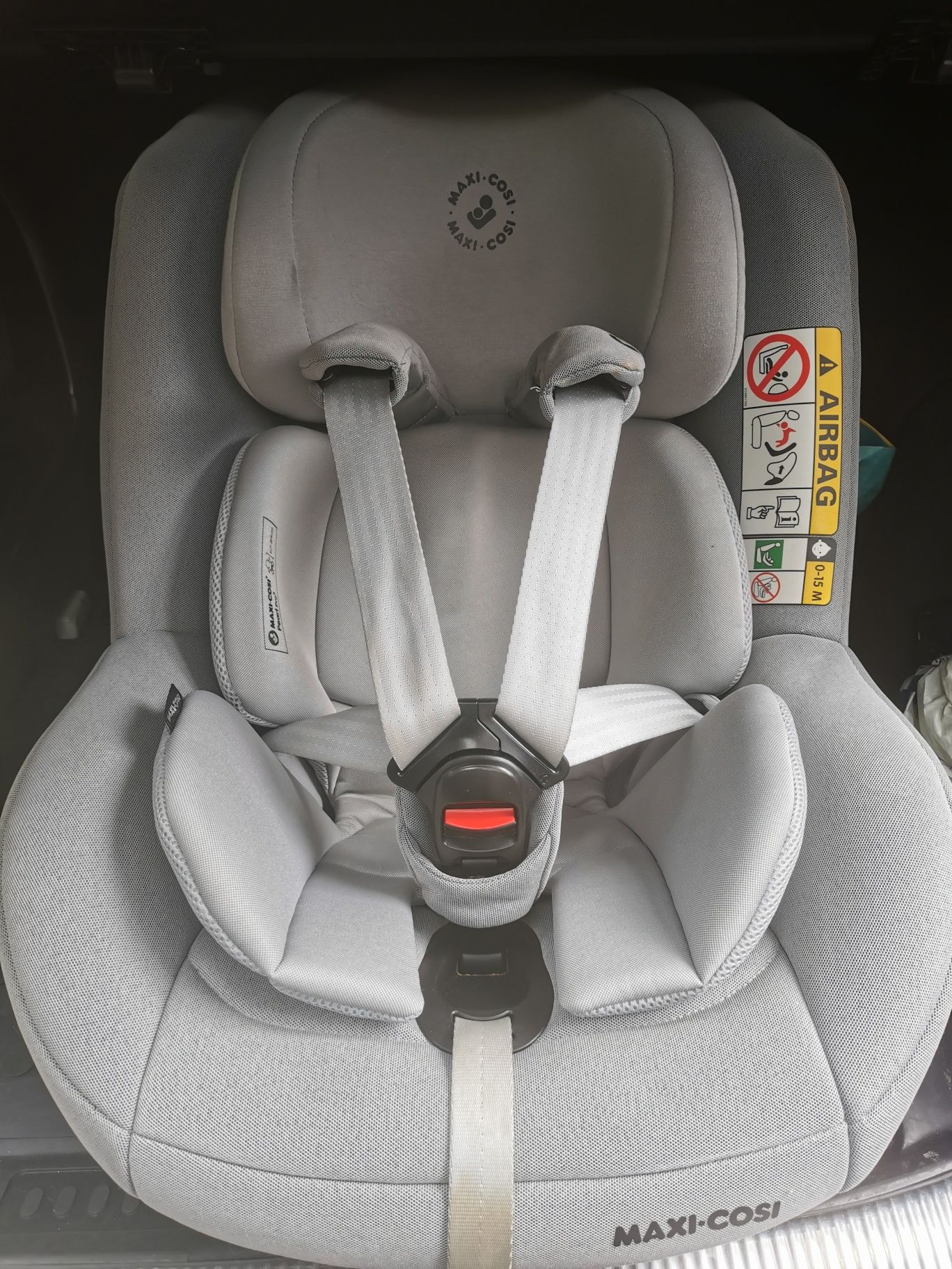 Стол за кола Maxi-Cosi Pearl Pro i-Size с база 2WayFix