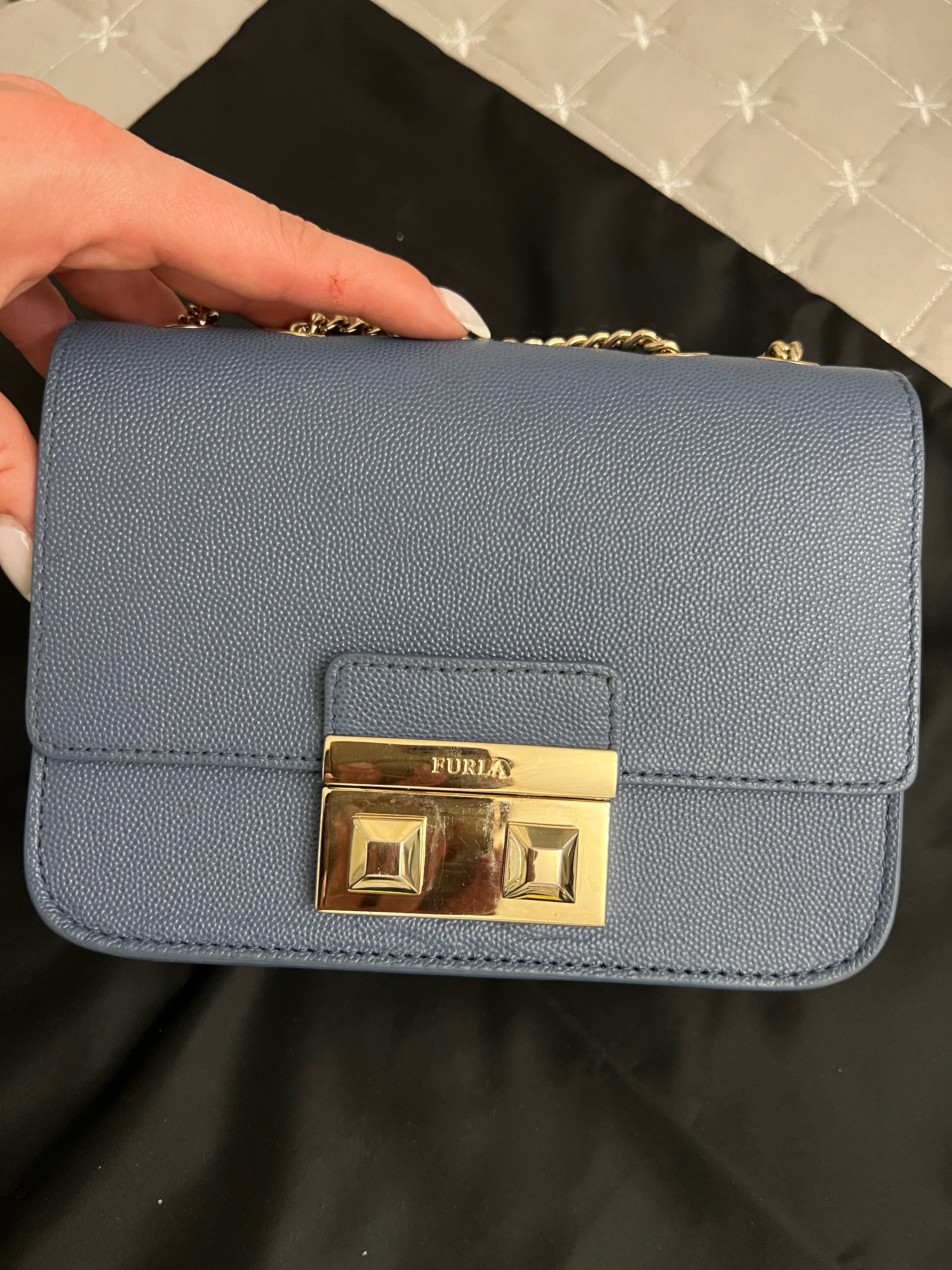 Кожена чанта Furla