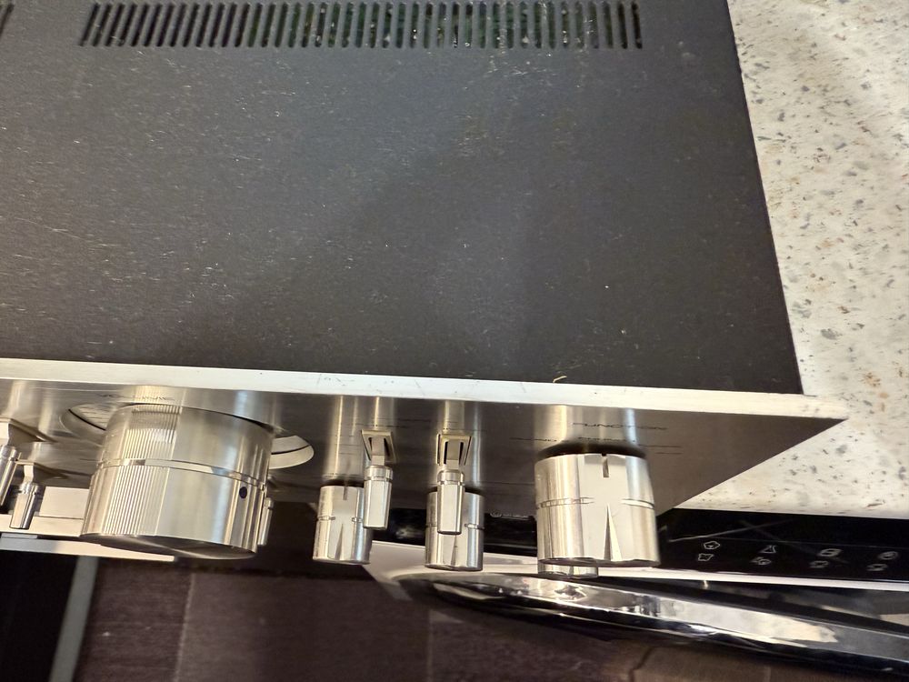 Pioneer SA-8800 Качествен стерео усилвател