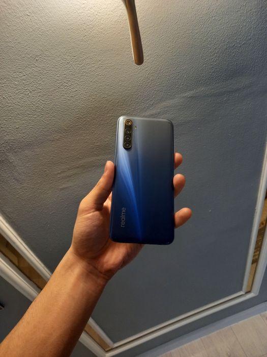 Срочно! Realme 6 128/8gb