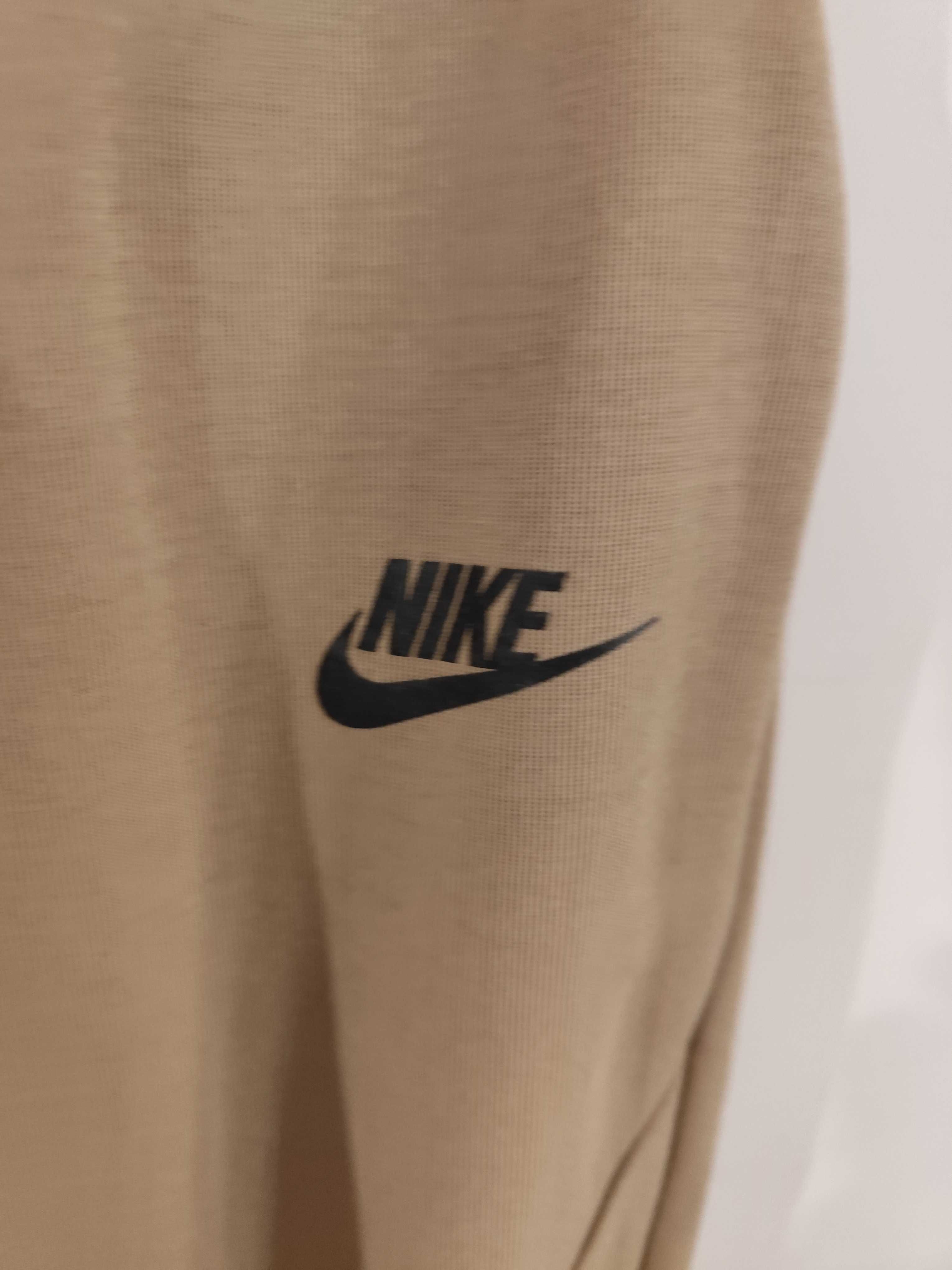 Детски спортен панталон Nike Tech