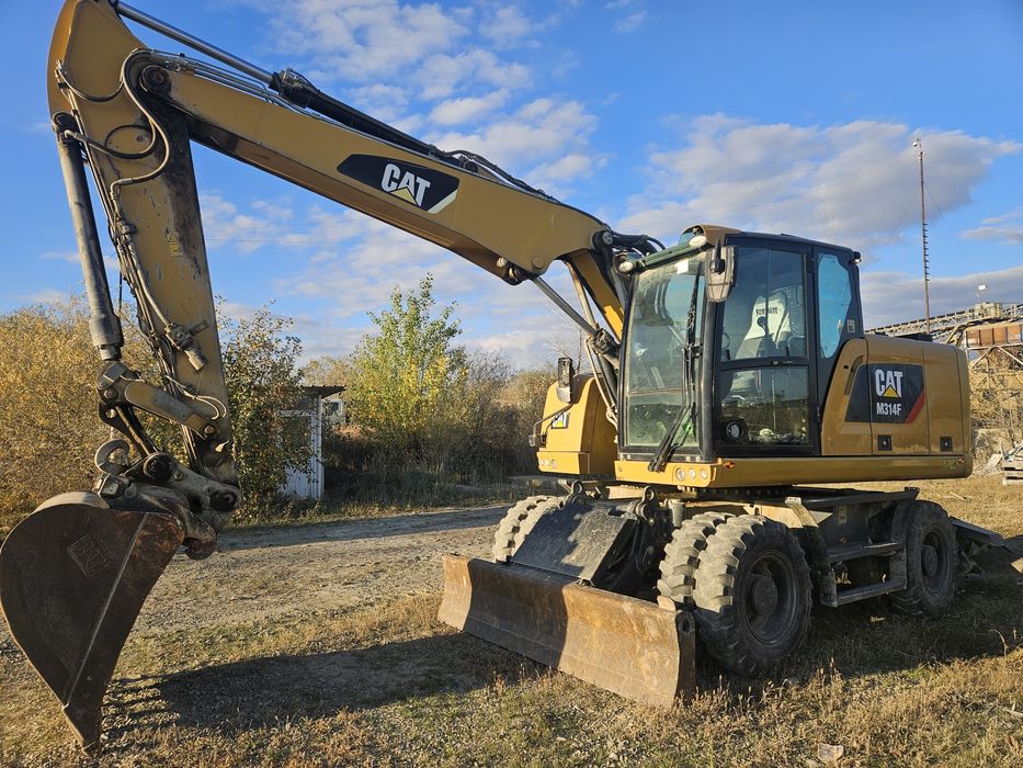 Vând excavator, vola