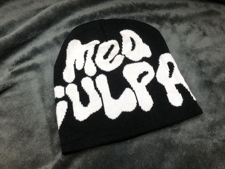 Шапка Mea Culpa — новая, черная, стильная