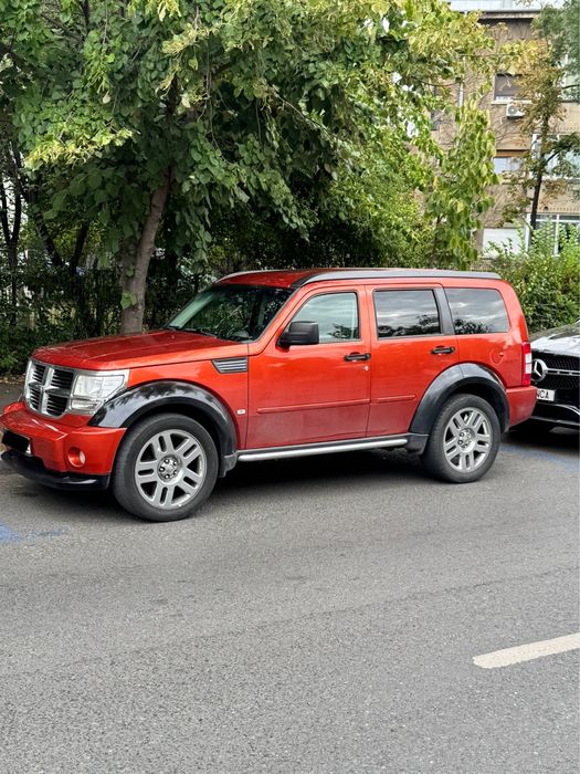 Dodge Nitro 4 X 4