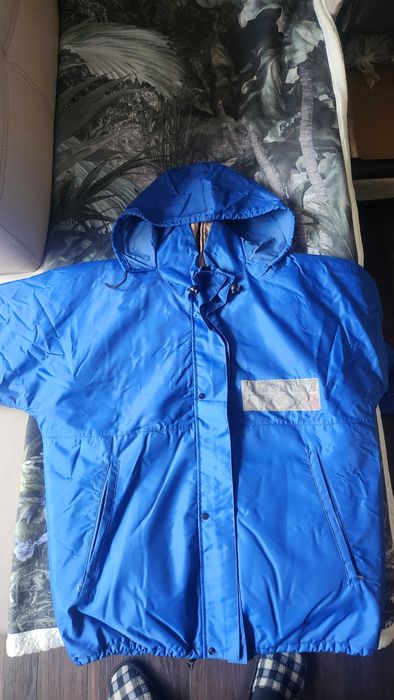 Продава се комплект дъждобран Dainese