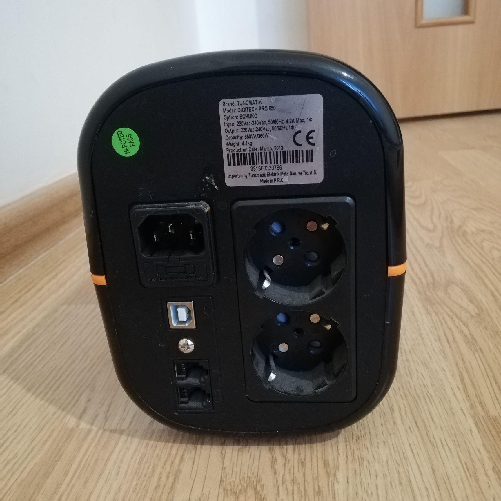 Бесперебойник Tuncmatik Digitech Pro 650