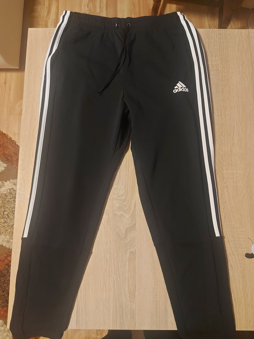 Pantaloni Adidas