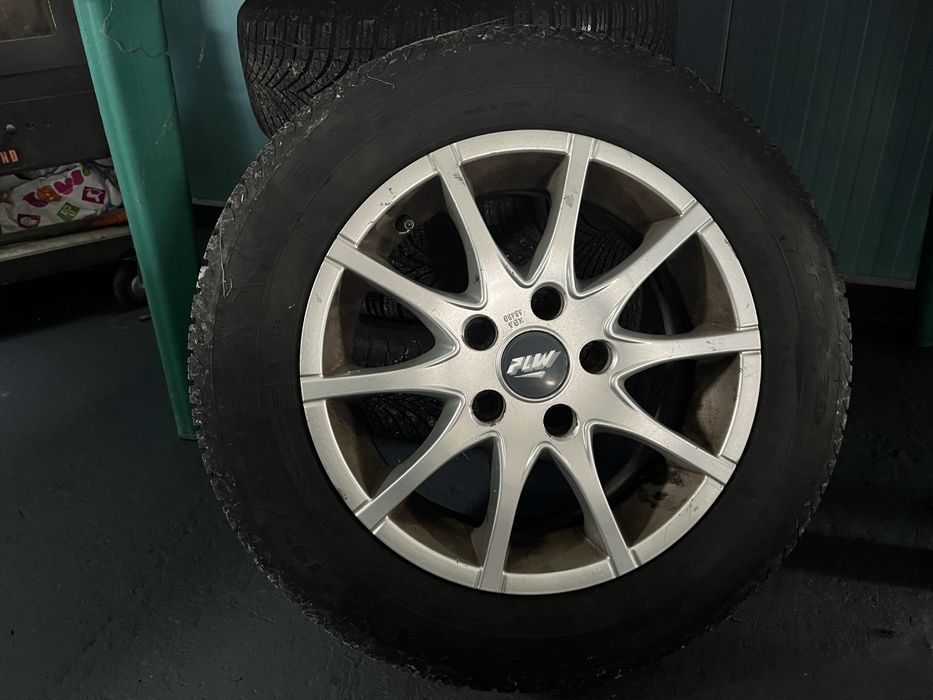 Jante gama Vag 5x112 r15 cu anvelope Debica M/S