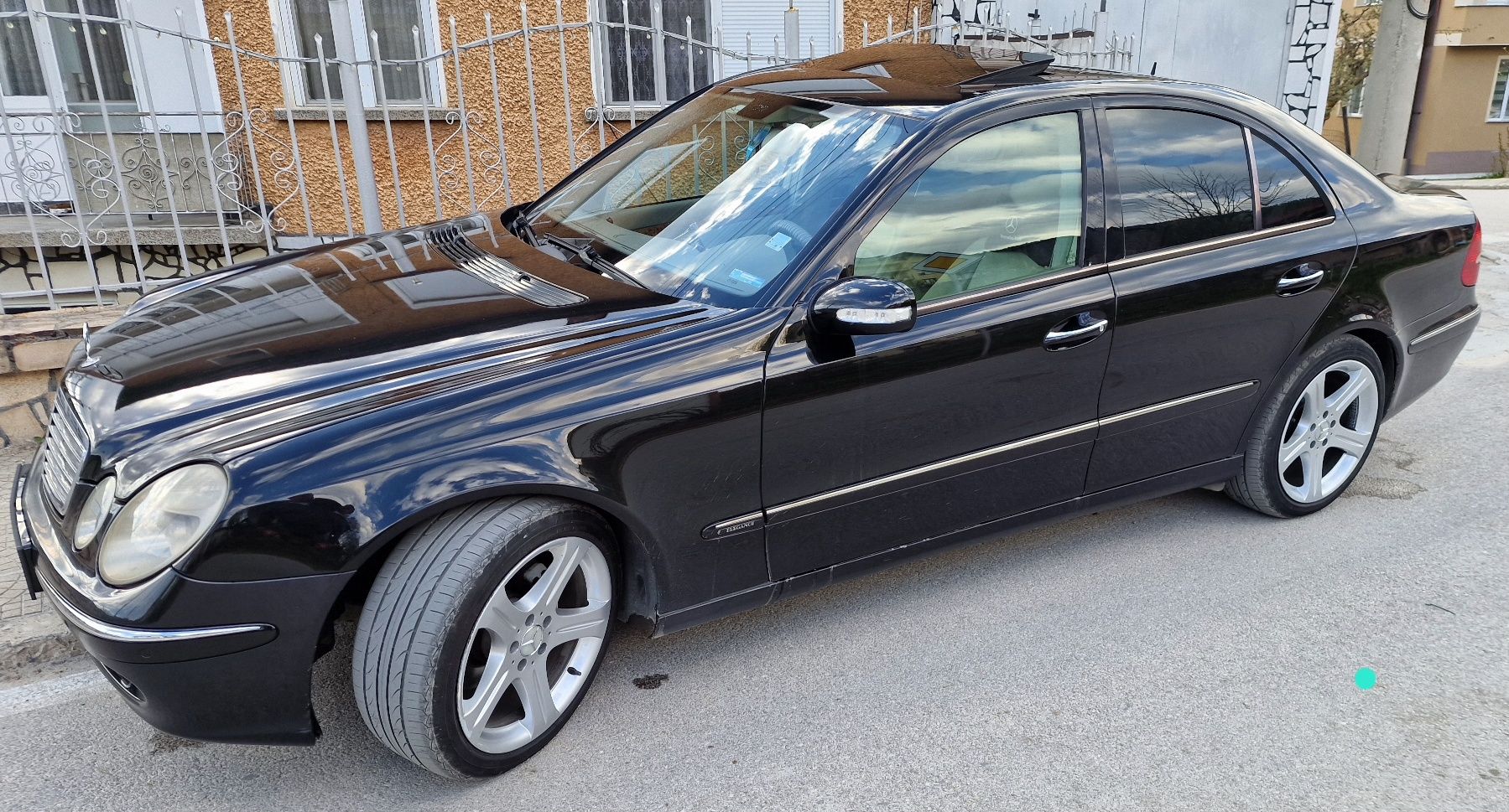 Мерцедес Е320 204 к.с